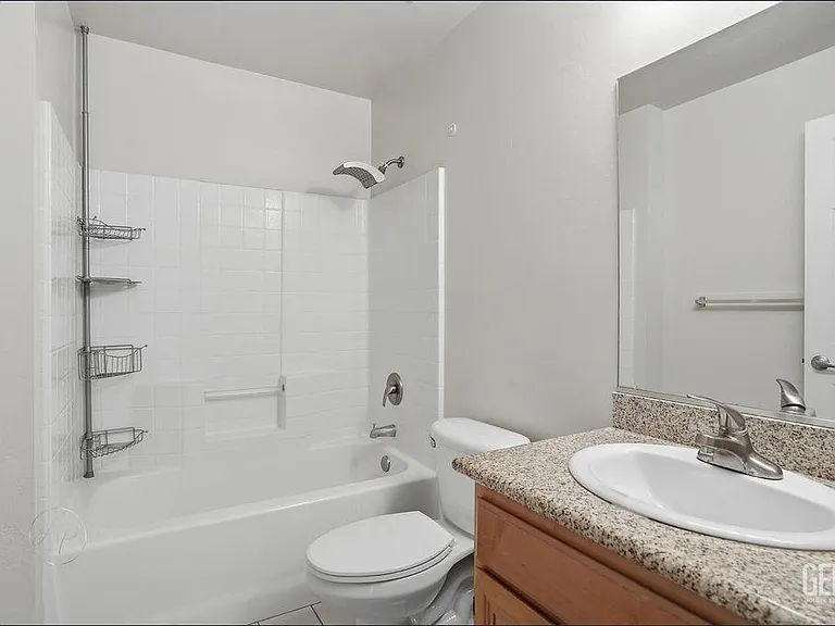 600 E Hosking Ave #10 — Photo 12