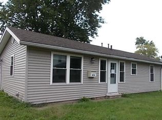 1076 W Main St, Bushnell, IL 61422