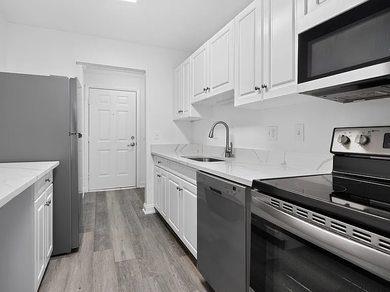 Ridgeway Place — Photo 37