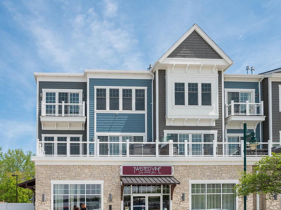 145 West Wisconsin AVENUE UNIT 1, Pewaukee, WI 53072 Zillow