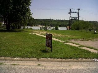 225 Locust St, Junction City, KS 66441