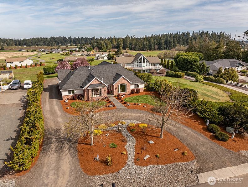 3rd image of 241 Lone Eagle Lane