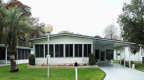 2nd image of 18 Cypress In The Wood