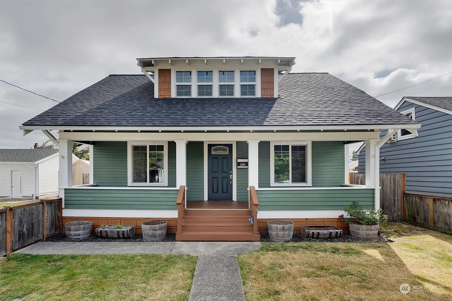 1104 S Pacific Avenue photo 1