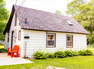 1119 2nd St NE, Rochester, MN 55906