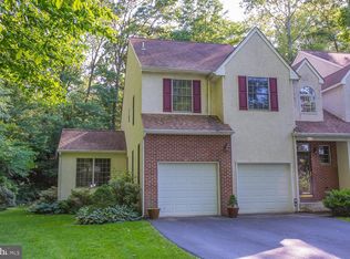142 Carli Dr, Broomall, PA 19008