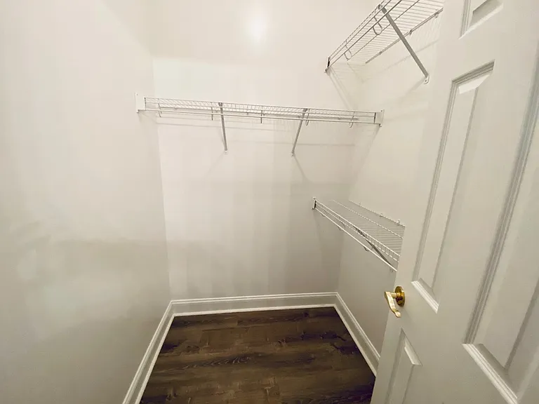 Master closet_04022022