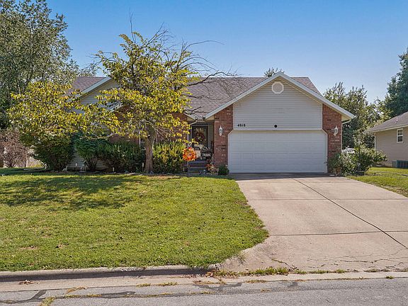 3rd image of 4818 N 9th Street