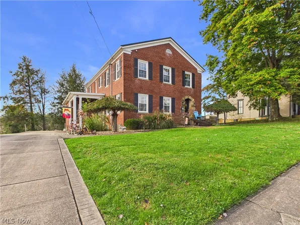508 E Main St, Harrisville, WV 26362