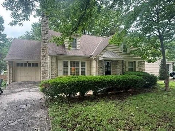 5325 Norwood St, Mission, KS 66205