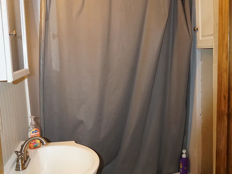 170 Middleboro Ave #1 — Photo 16
