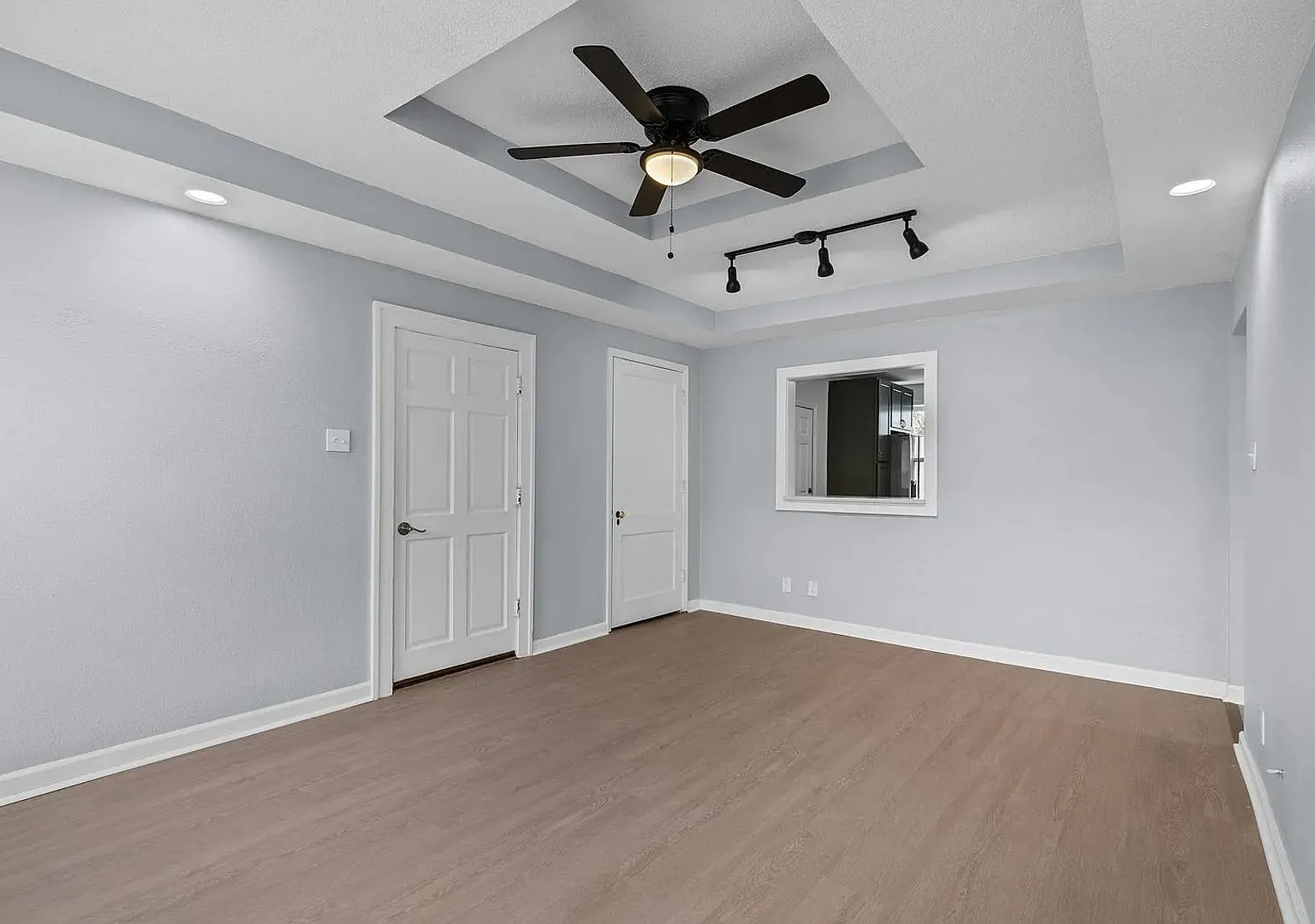 4068 Connecticut St — Photo 4
