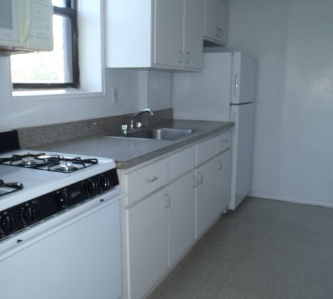 5th image of 8531 120th St APT 6C