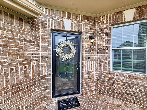 4th image of 13835 Evansdale Ln