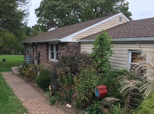 1951 Morgantown Rd, Reading, PA 19607