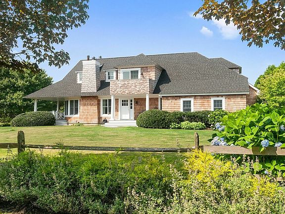 3rd image of 187 Ericas Ln