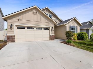 4038 W Peak Cloud Dr, Meridian, ID 83642