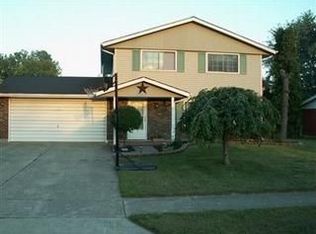 5202 Waverly St, Fairborn, OH