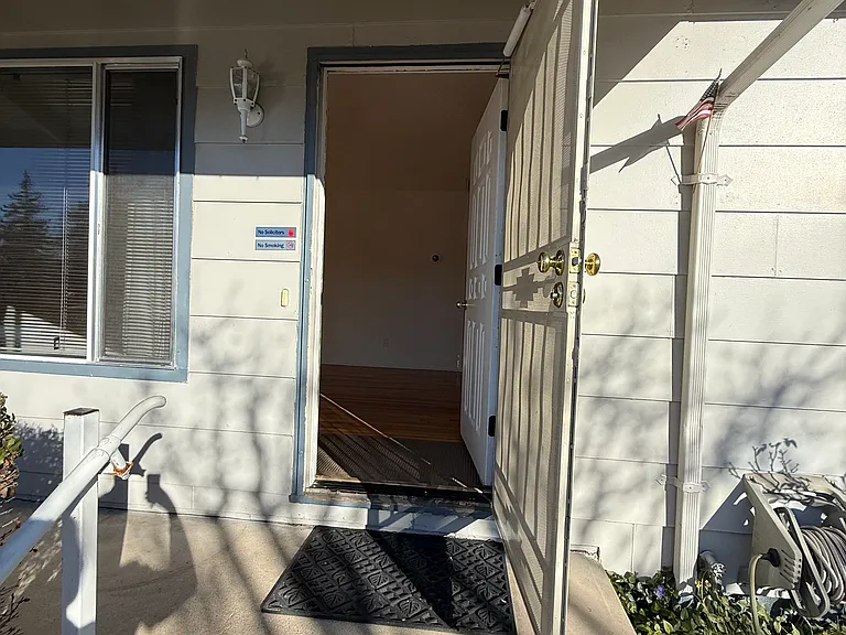 907 Jovian Dr — Photo 16