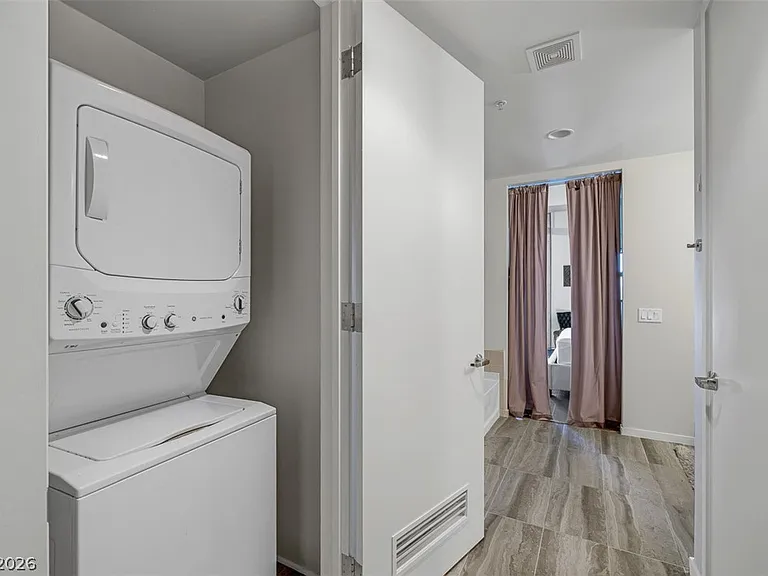 353 E Bonneville Ave #555 — Photo 26