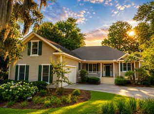 371 Cottage Farm Dr, Beaufort, SC 29902