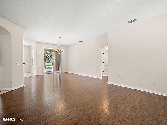 4th image of 13609 BISCAYNE GROVE Lane