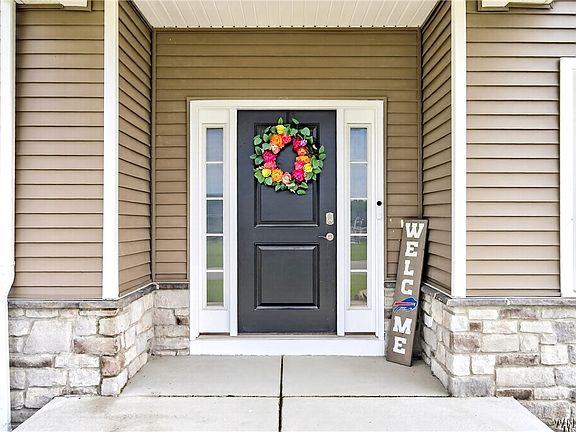 4th image of 4 Wentworth Dr