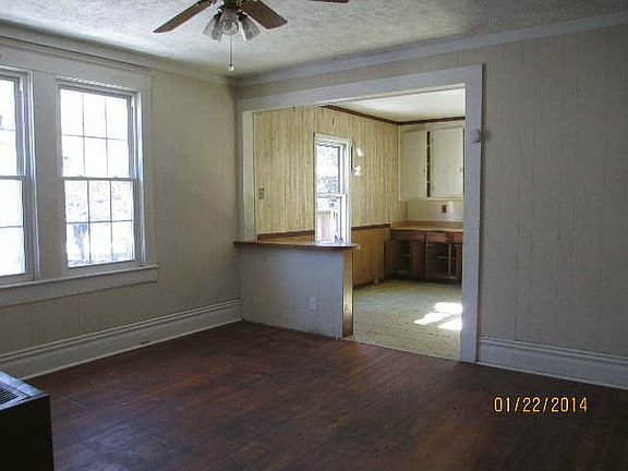 5th image of 323 Central St