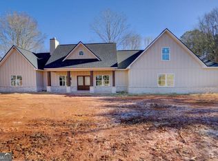 108 Woodcrest Dr, Jackson, GA