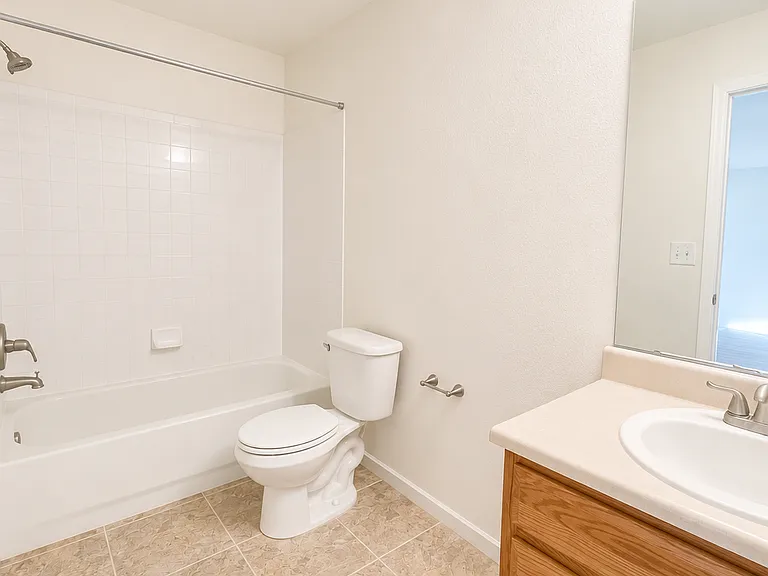 8196 S Norfolk St — Photo 14
