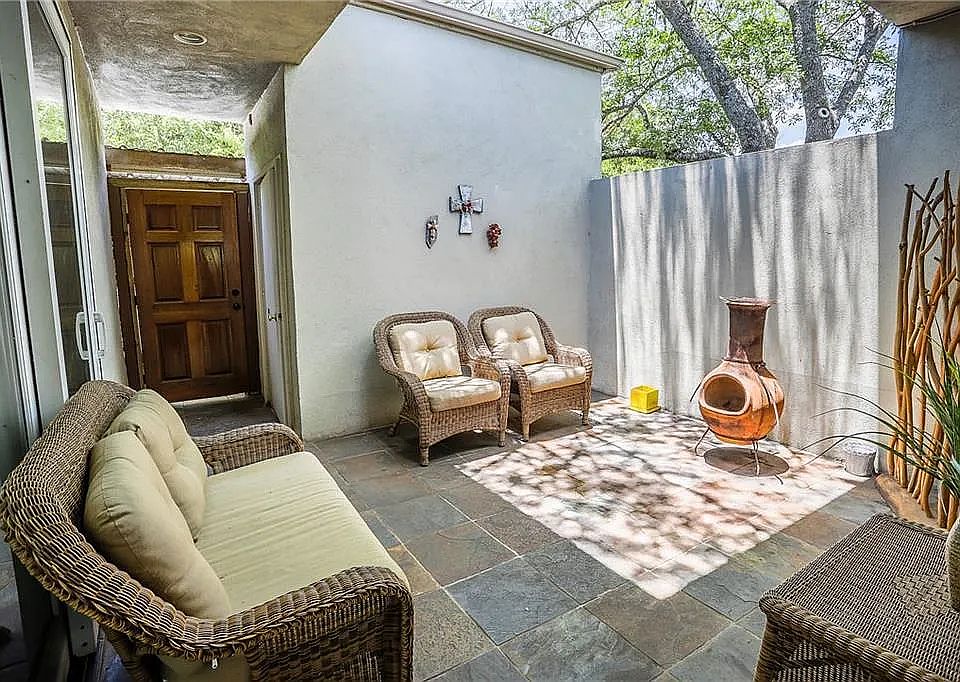 porch/patio
