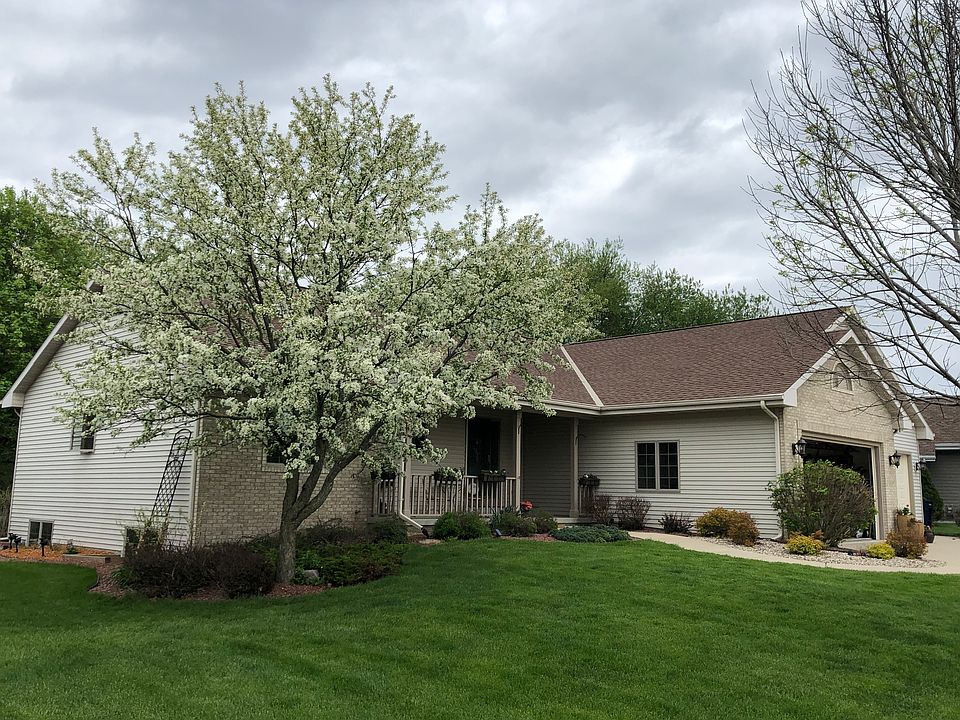 1st image of 3525 Coventry Dr