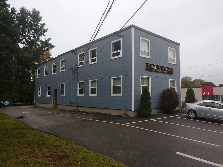 555 Pleasant St E #2 — Photo 1