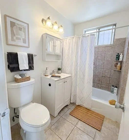 10218 Darby Ave #1 — Photo 5