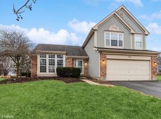 760 Gloster Ct, Gurnee, IL