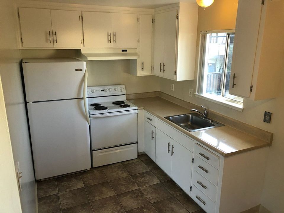 1st image of 696 Alberta Ave APT 8