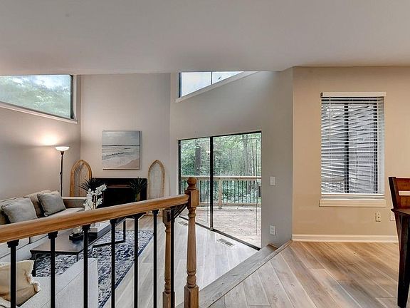 5th image of 2503 Terrace Trl