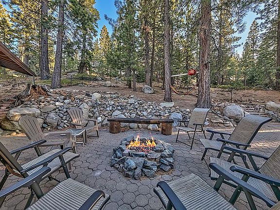 5th image of 692 Kingsbury Grade