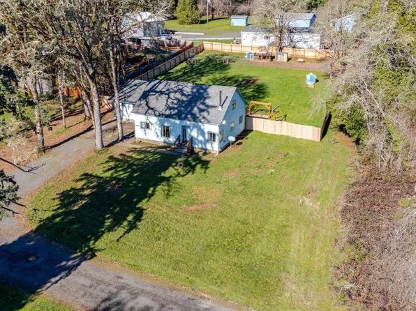 40352 Holley Heights Loop, Sweet Home, OR 97386