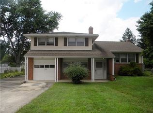 1111 McKennans Church Rd, Wilmington, DE 19808