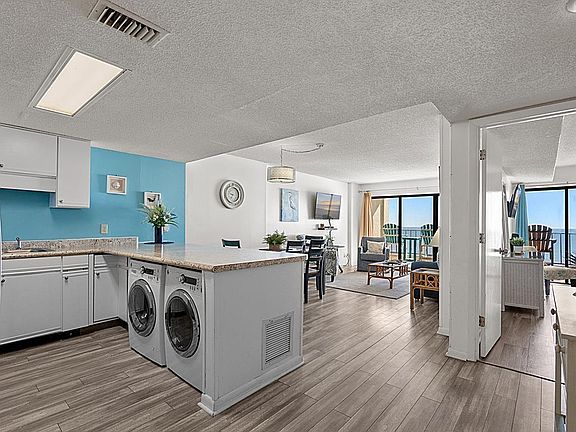 4th image of 912 N Waccamaw Dr. #805
