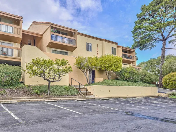 1109 Golden Oaks Ln #1109, Monterey, CA 93940