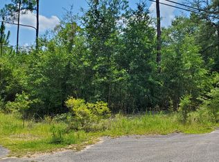 Main Dr, Crestview, FL 32539