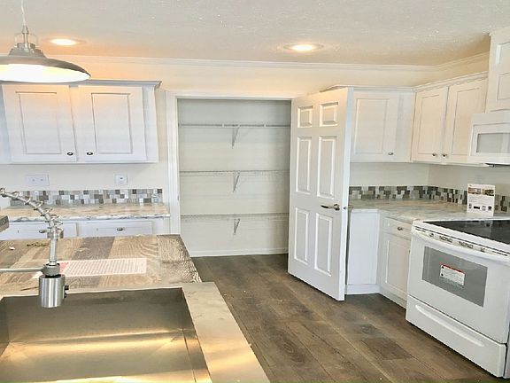 5th image of 5326 SW 32nd St