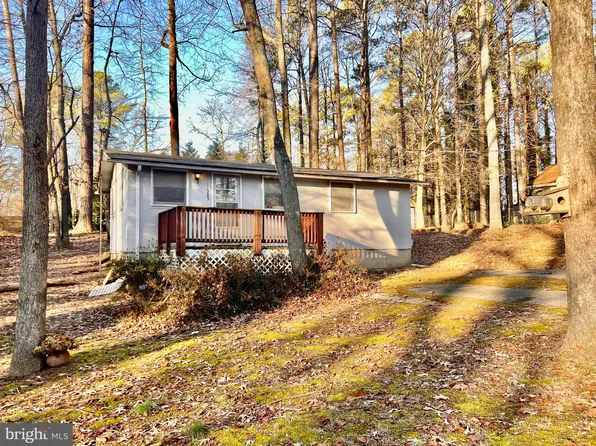 11585 Tomahawk Trl, Lusby, MD 20657