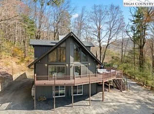 301 Howard Steelman Dr, Deep Gap, NC 28618