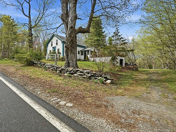 5th image of 49 Russell Stage Rd
