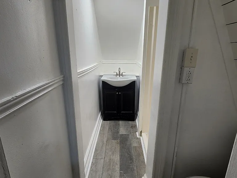 518 King St — Photo 4