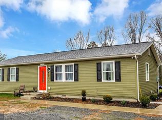 1342 Grants Hill Church Rd, Montross, VA 22520