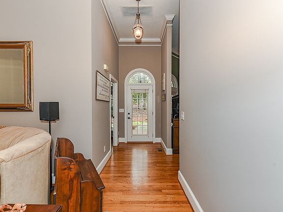 3rd image of 4615 Ferguson Cir